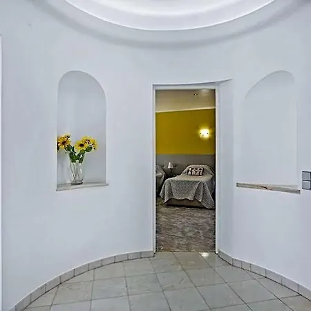 Sleeps 7 Air Con Wifi וילה *