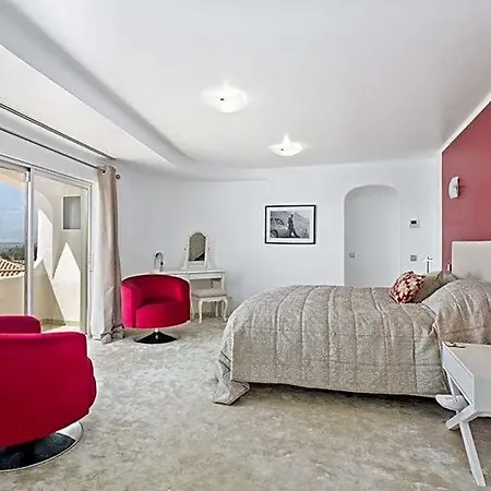 Sleeps 7 Air Con Wifi Terras Novas