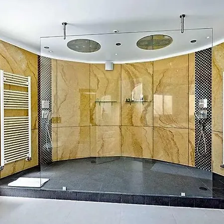 Sleeps 7 Air Con Wifi Terras Novas